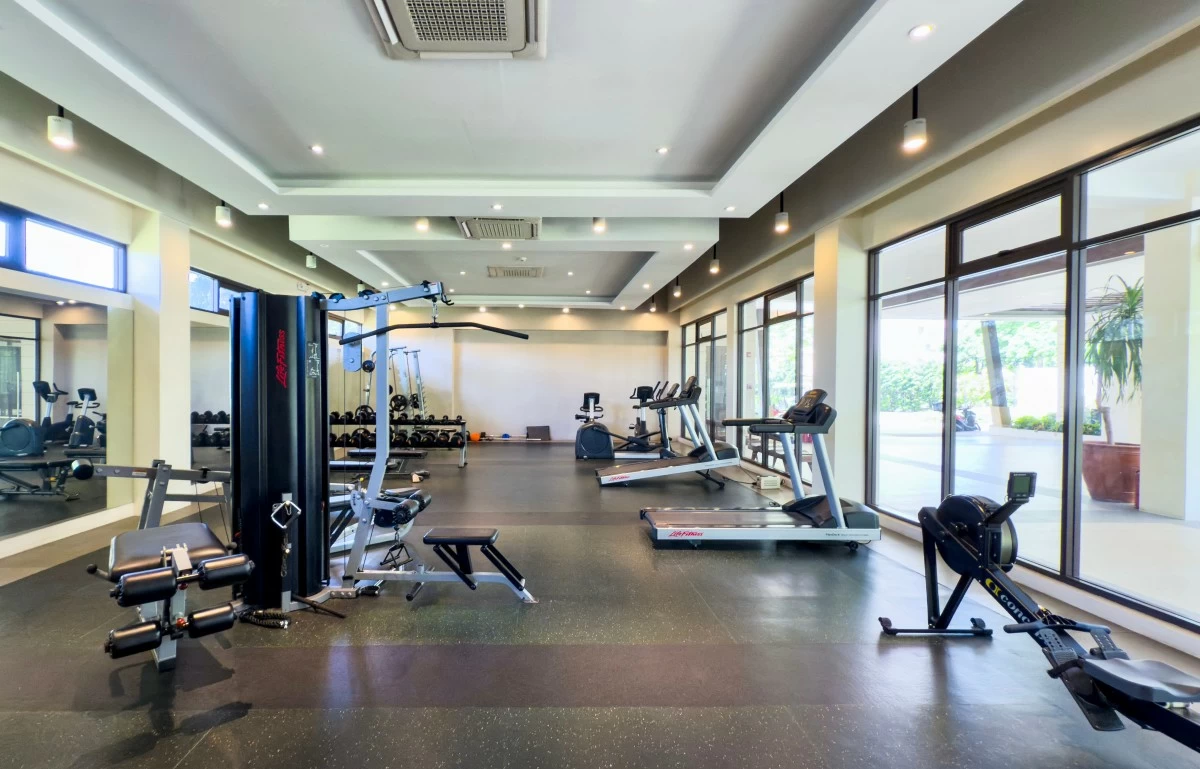 More than a residence–Larsen Tower offers a lifestyle curated for connection and comfort with its amenities and dedicated retail row.