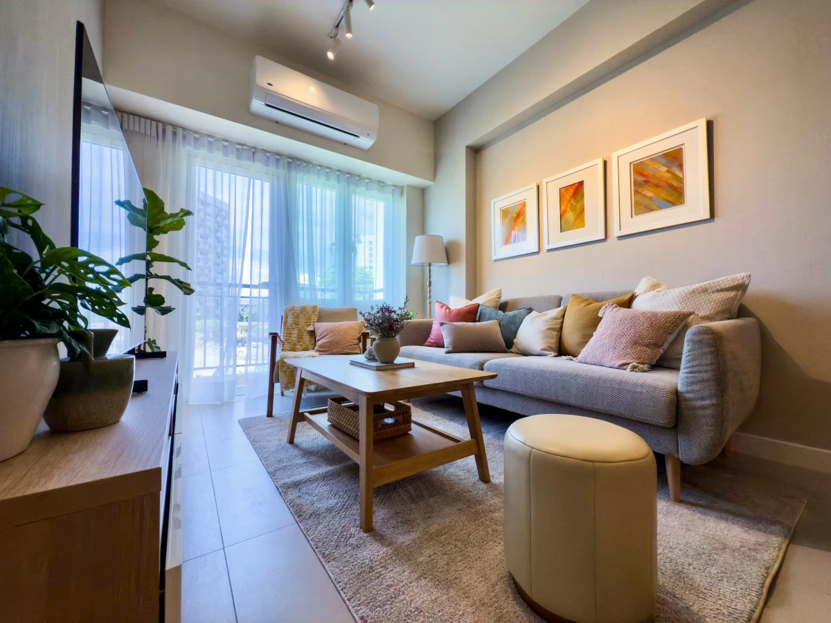 Each unit at The Larsen Tower features intentionally crafted spaces
where residents can live comfortably and thrive.
