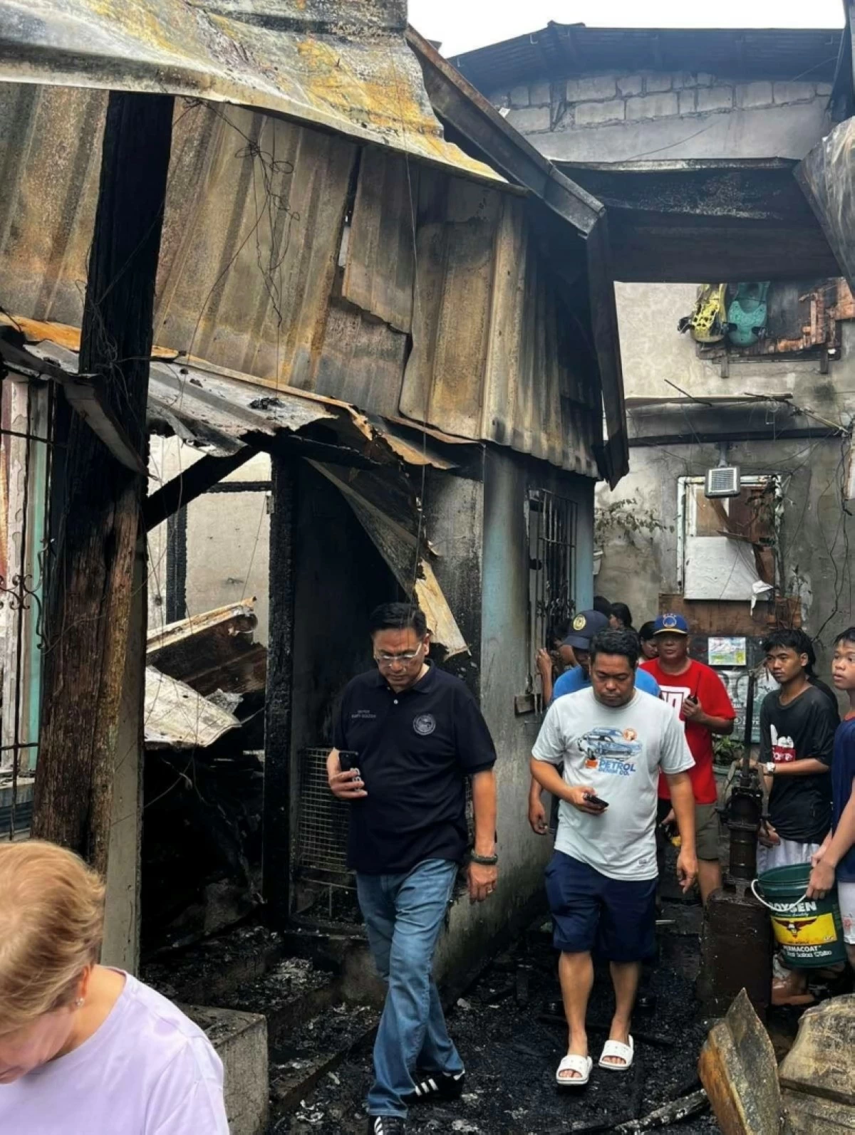 Muntinlupa Mayor Ruffy Biazon in Barangay Buli (Photo from the Muntinlupa City government)  