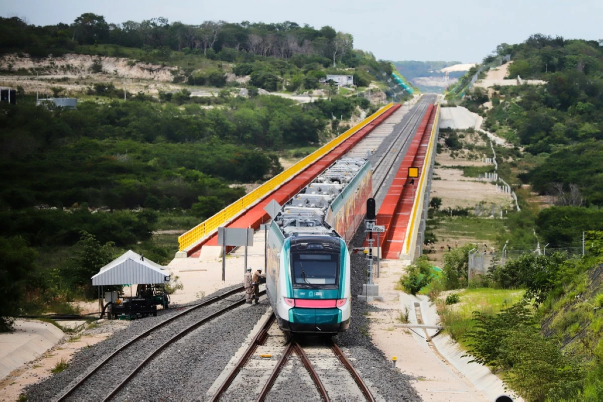 A Maya Train car arrives at a station in Campeche, Mexico, Thursday, Aug. 14, 2025. (AP Photo/Martin Zetina)