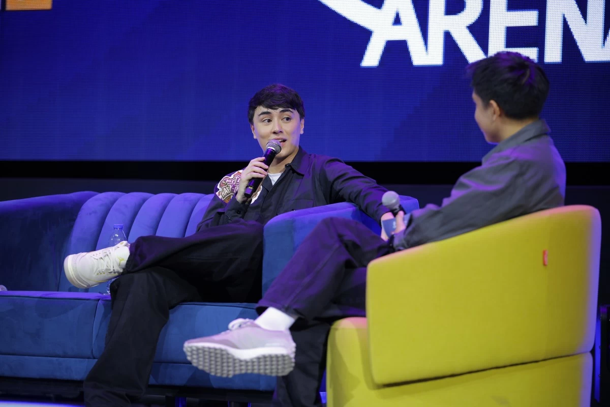 Edward Barber connects with the youth at GYS 2025, answering their questions and inspiring meaningful dialogue that encourages young leaders to speak up and take action