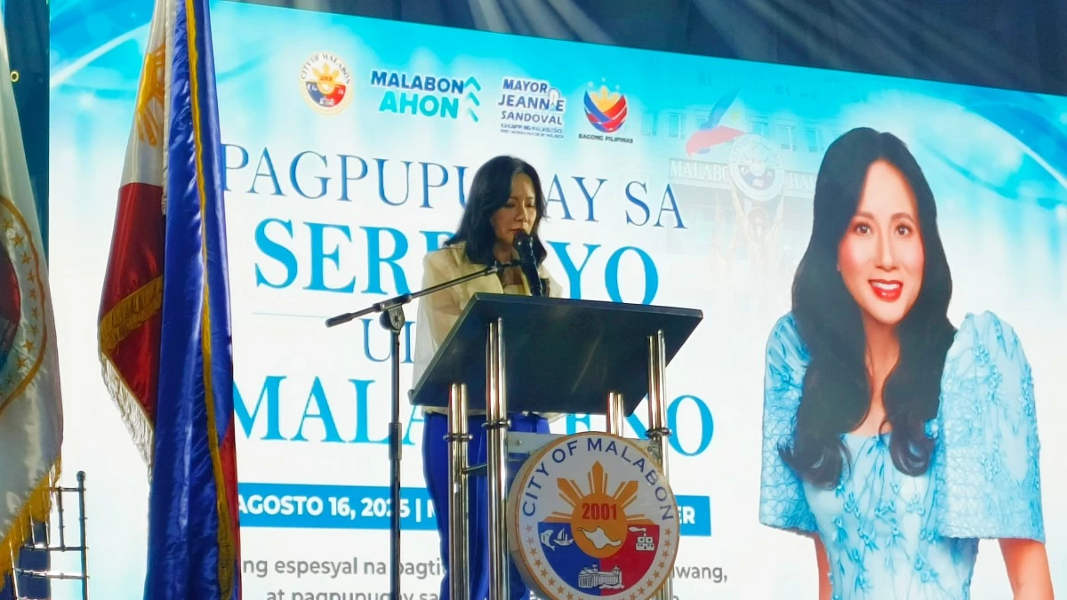 Malabon City Mayor Jeannie Sandoval delivers her 3rd State of the City Address (SOCA) at Malabon City Sports Center, on Saturday, August 16. (Photo by Hannah Nicol/MANILA BULLETIN)