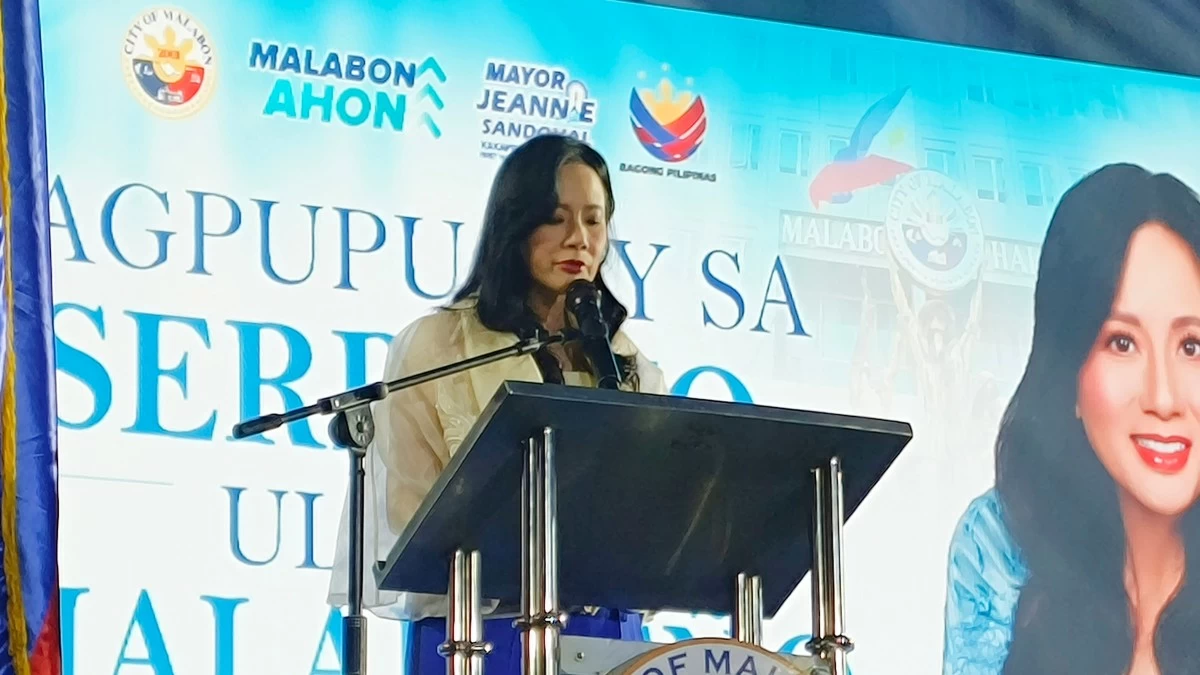 Malabon City Mayor Jeannie Sandoval delivers her 3rd State of the City Address (SOCA) at Malabon City Sports Center, on Saturday, August 16. (Photo by Hannah Nicol/MANILA BULLETIN)