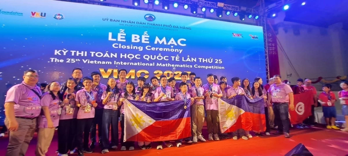 The Filipino mathletes and their mentors at the Vietnam International Mathematics Competition (VIMC) held in Da Nang City, Vietnam