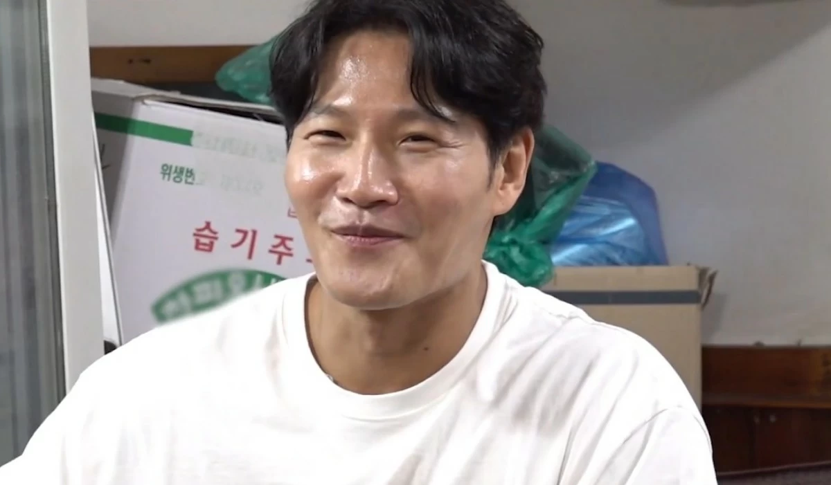 Kim Jong-kook in an episode of 