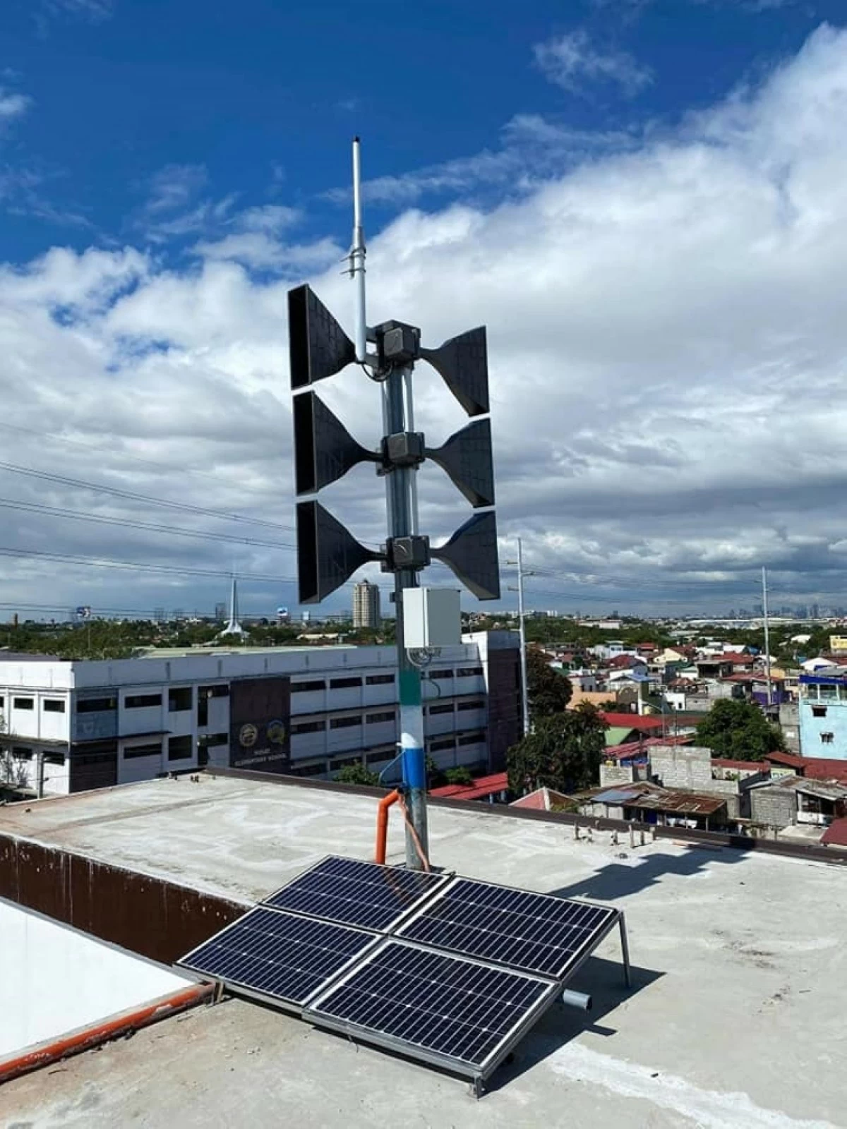 Muntinlupa's early warning system or citywide siren (Photo from the the Muntinlupa City Department of Disaster Resilience and Management) 
