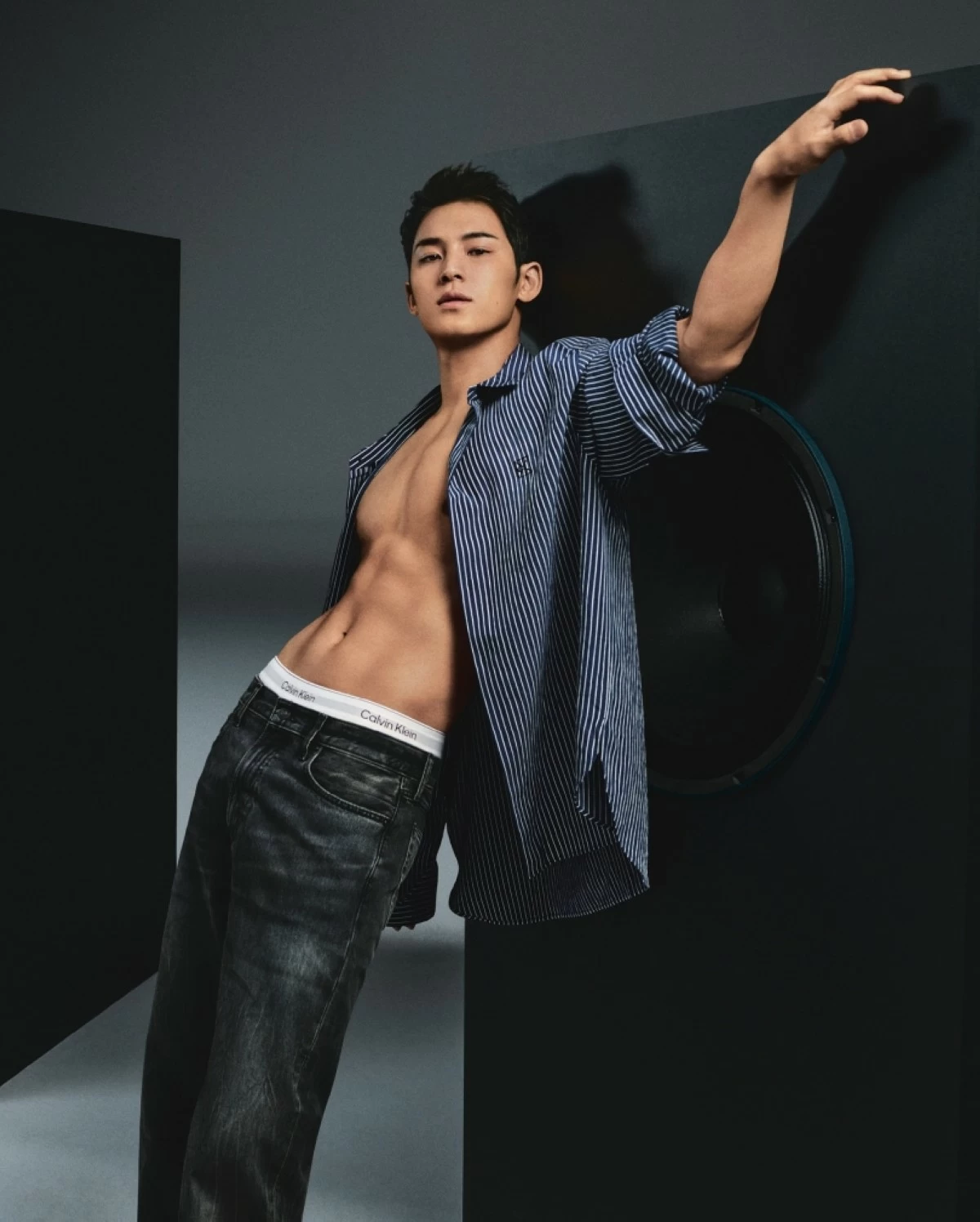 Mingyu (Instagram/Calvin Klein) 