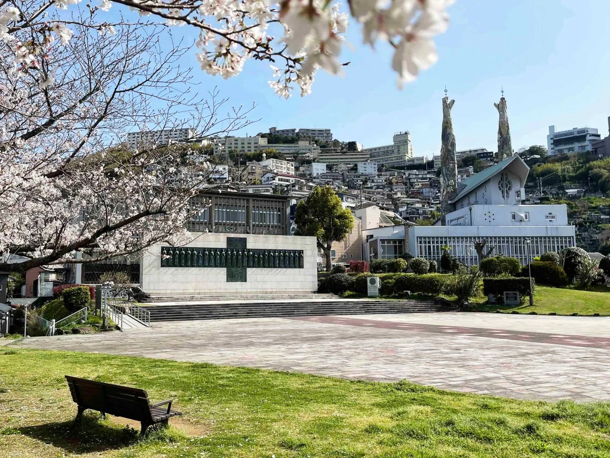 REMEMBER THE FALLEN Twenty-Six Martyrs Monument in Nishizaka Hill.
