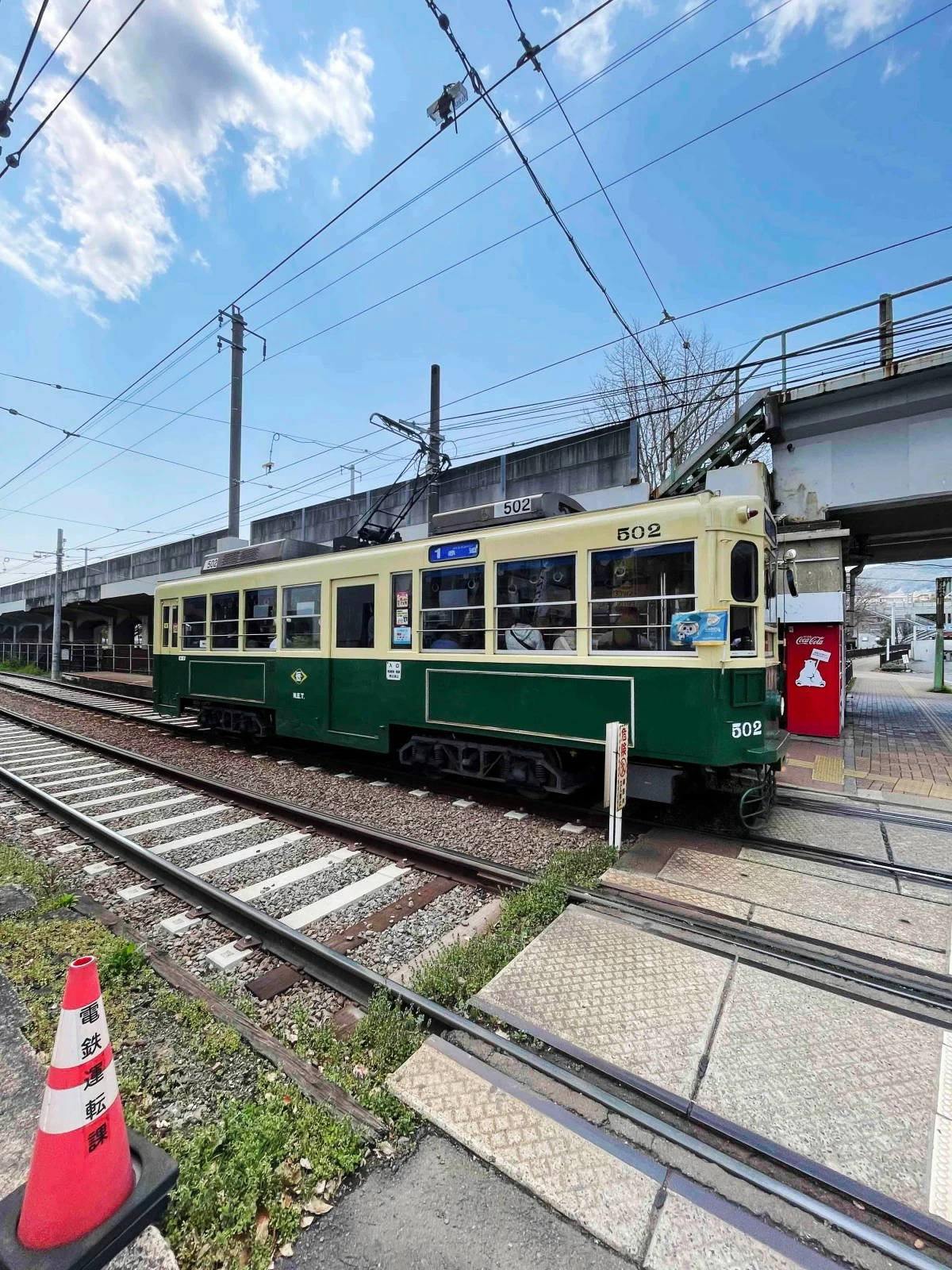 RETRO LIFE Retro trams still run on their original lines and are one of the oldest in Japan.