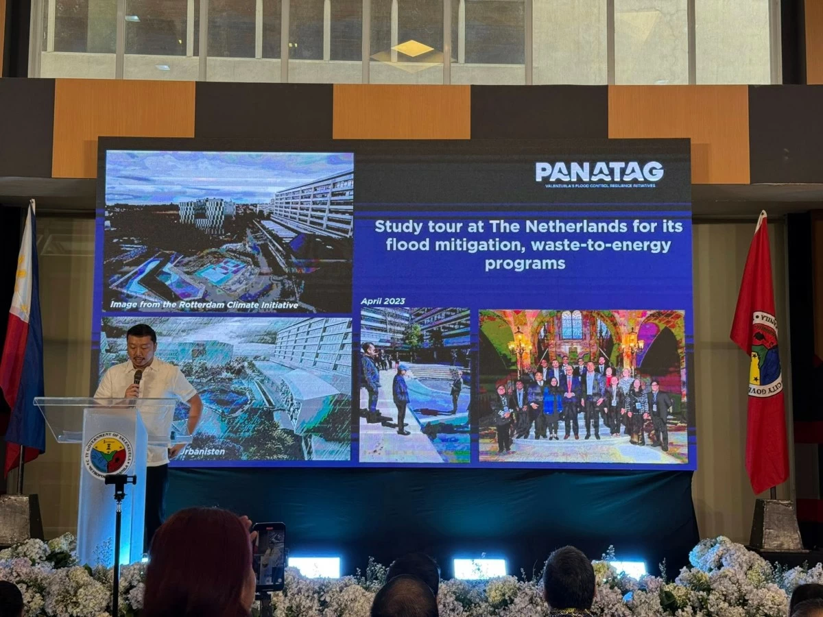 Mayor Weslie “WES” Gatchalian led the summit at the ALERT Multi-purpose Center Hall in Barangay Malinta, on Saturday, Aug. 23, to address the city’s long-standing flooding problem (Photo from Valenzuela City Government)