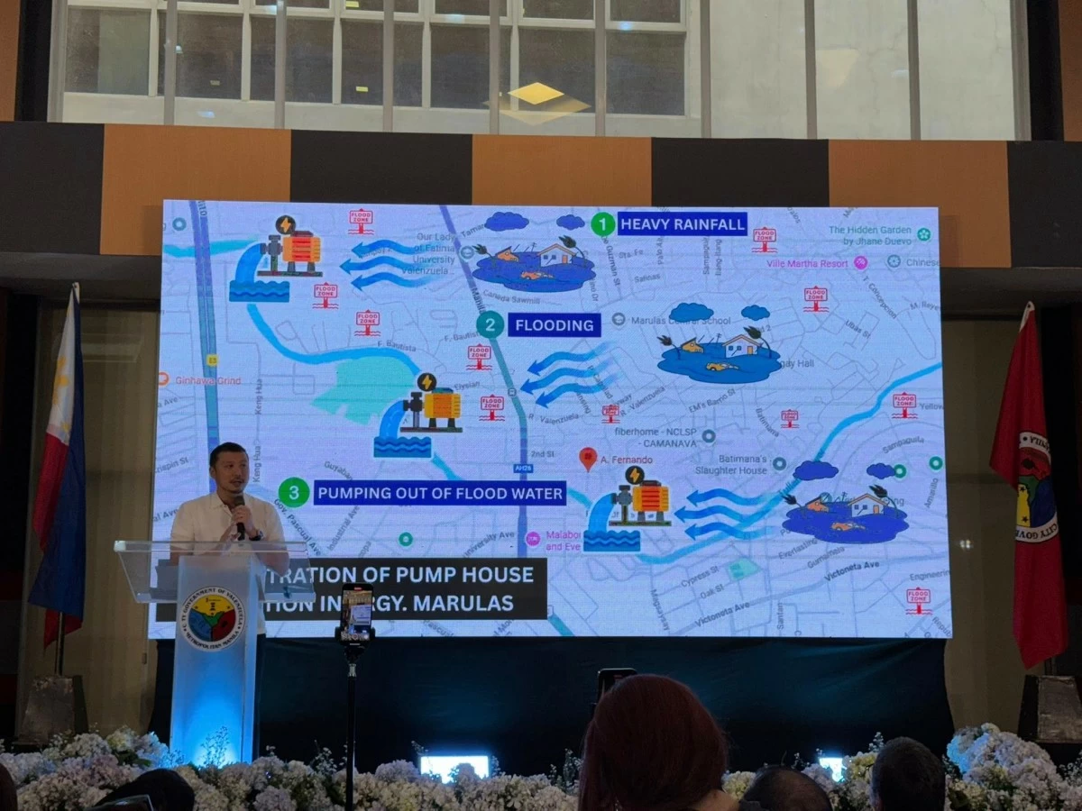 Mayor Weslie “WES” Gatchalian led the summit at the ALERT Multi-purpose Center Hall in Barangay Malinta, on Saturday, Aug. 23, to address the city’s long-standing flooding problem (Photo from Valenzuela City Government)