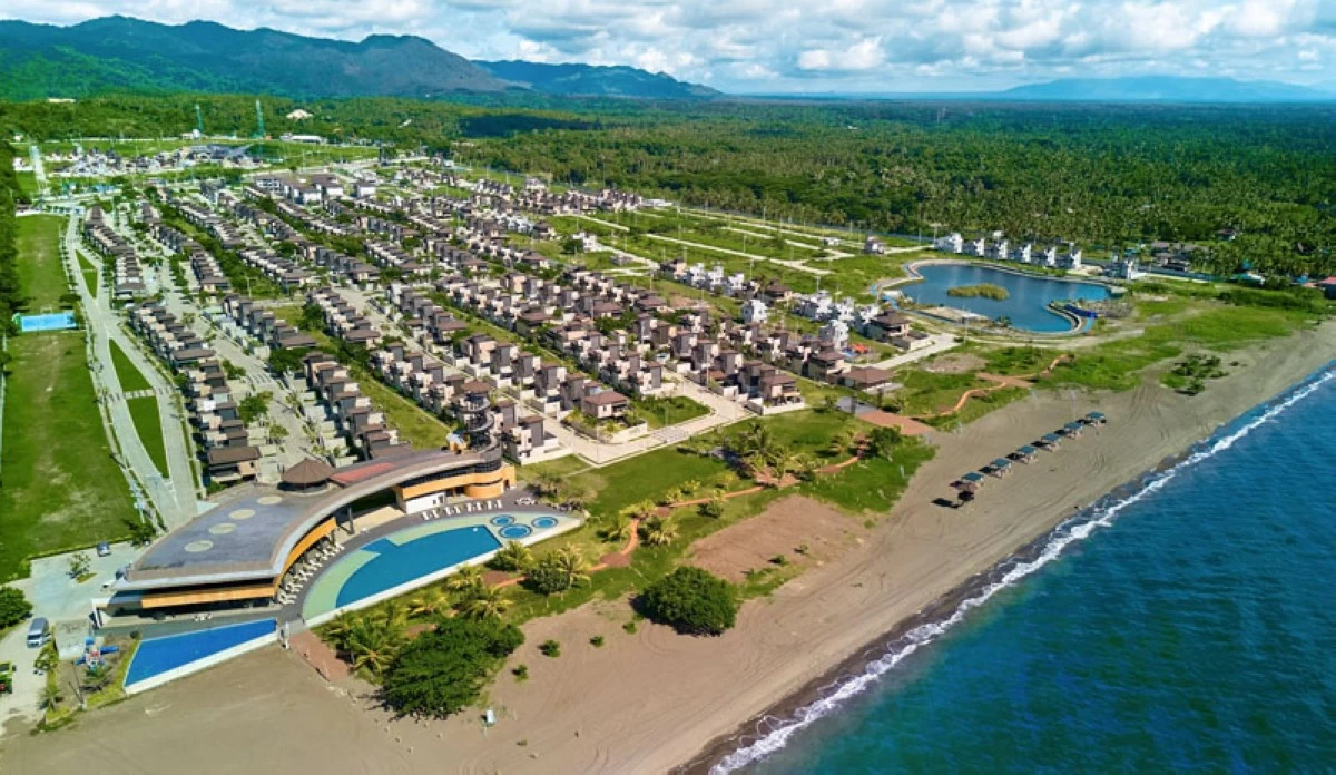 Seafront Residences was recognized at the 2025 PropertyGuru Philippines Property Awards as the Best Waterfront Development, affirming Aboitiz Land’s dedication to delivering thoughtfully designed communities that enhance value for our stakeholders. This 43-hectare beach community is located in San Juan, Batangas.