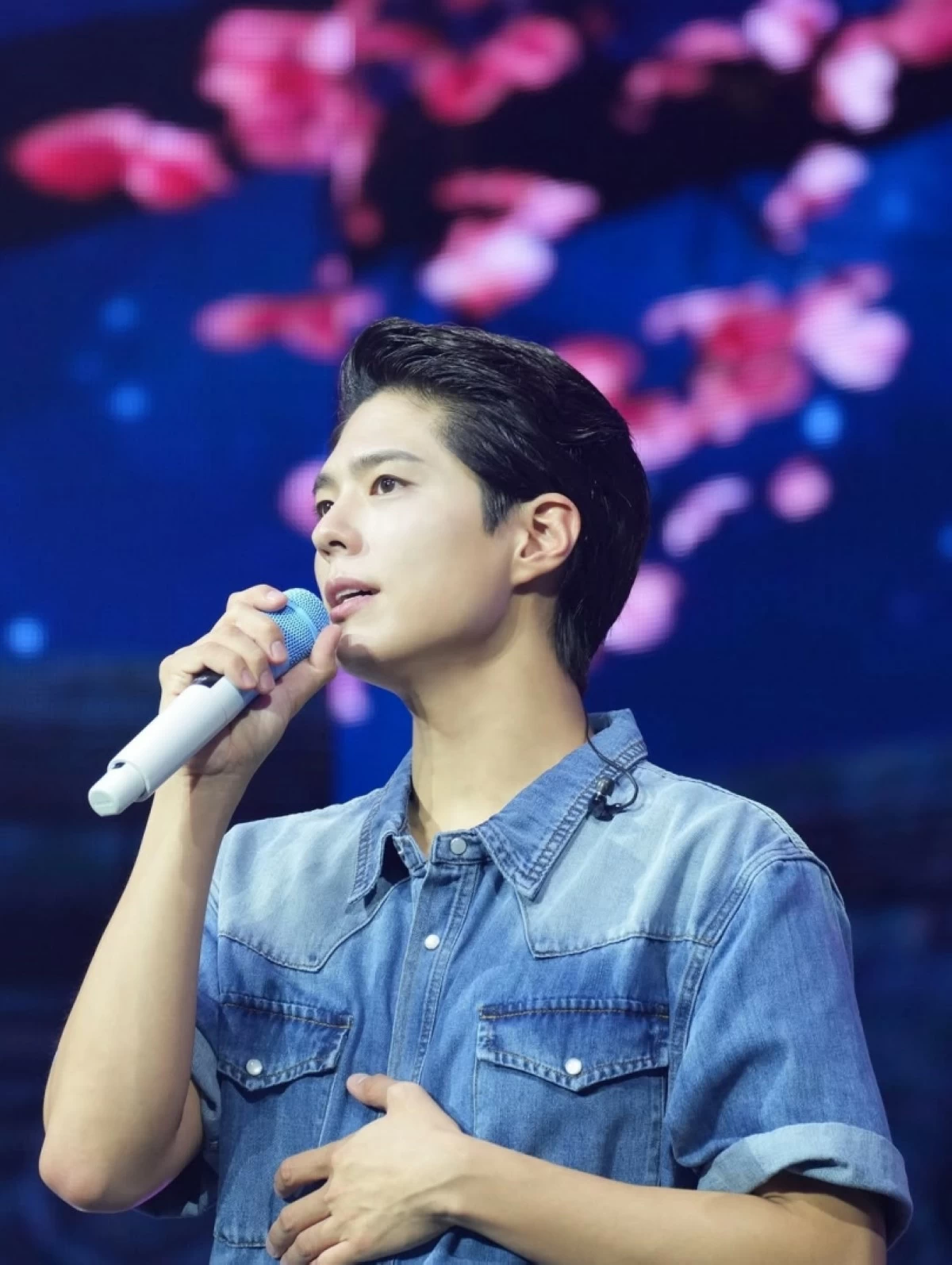 Korean star Park Bogum at his 