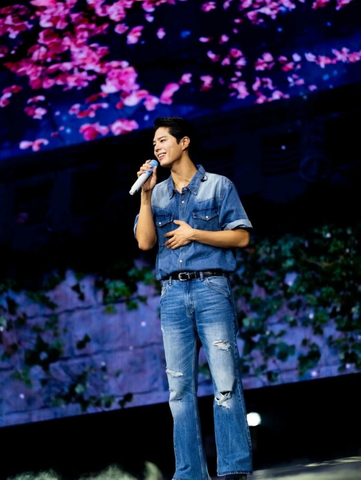 Korean star Park Bogum at his 