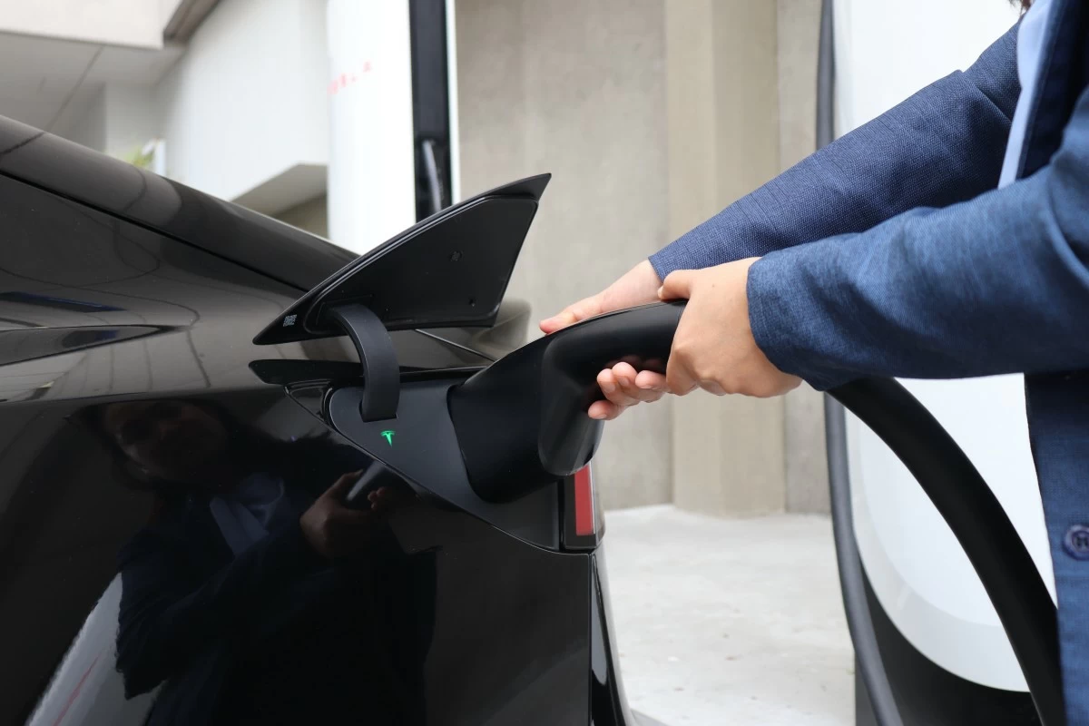 Part of SM’s commitment to sustainable innovation, the EV Charging Stations at SM Malls support the shift to cleaner mobility—reducing emissions and promoting eco-friendly transport for the community.