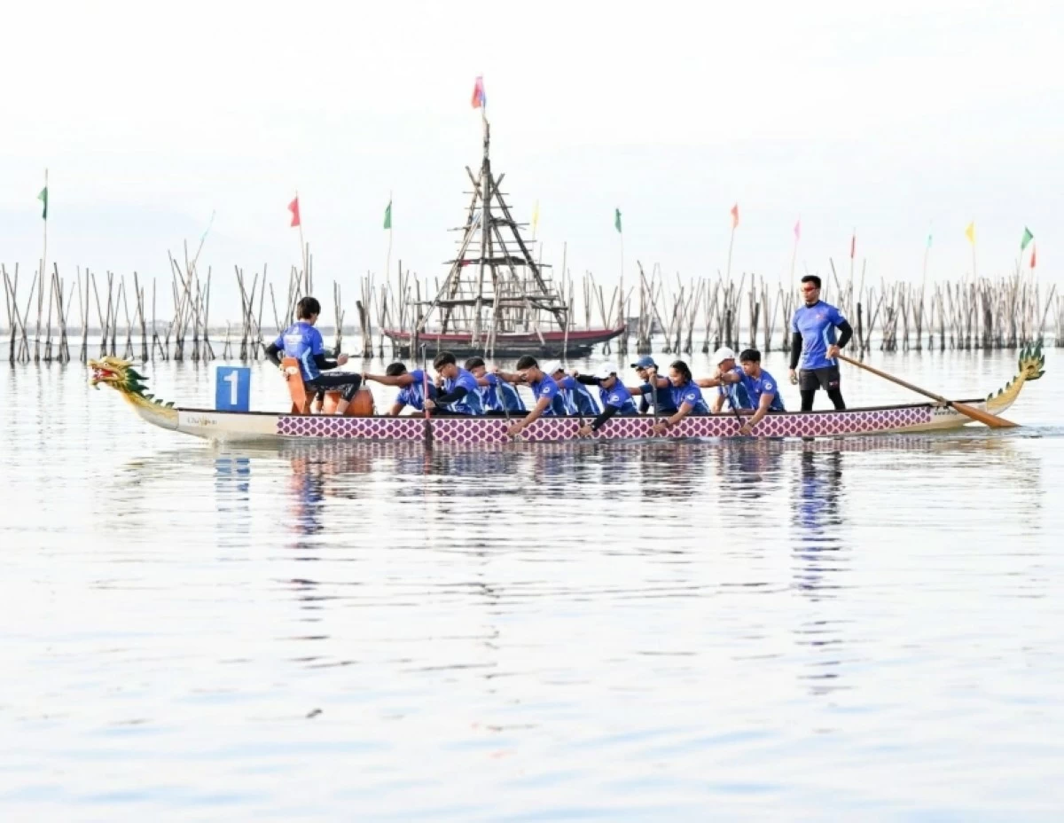 The Regatta sa Lawa boat race in Taguig (Photo from the Taguig City government) 