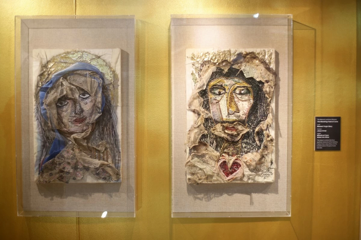 Portraits of the Blessed Virgin Mary and Jesus Christ