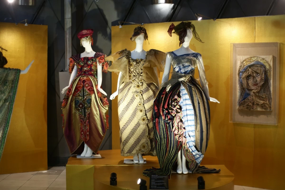 'Luzon,' 'Visayas,' and 'Mindanao'