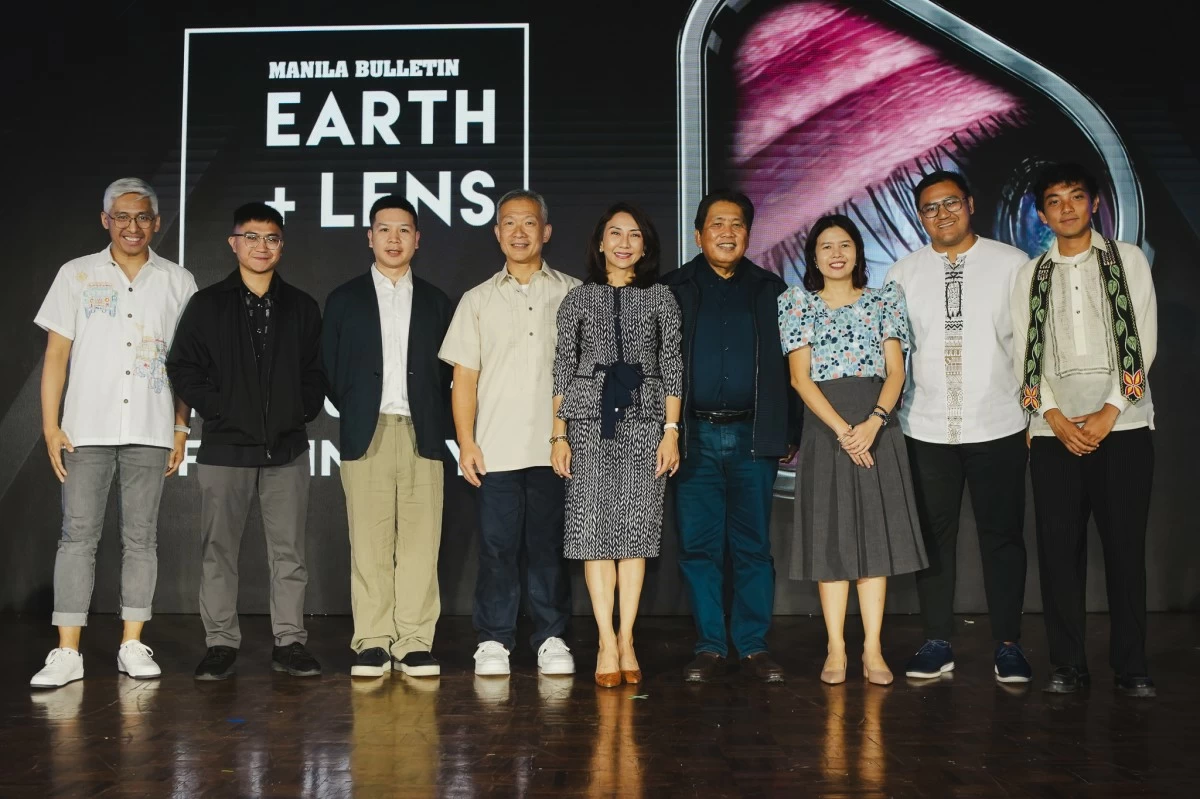 Earth + Lens partners and key representatives with campaign content producers