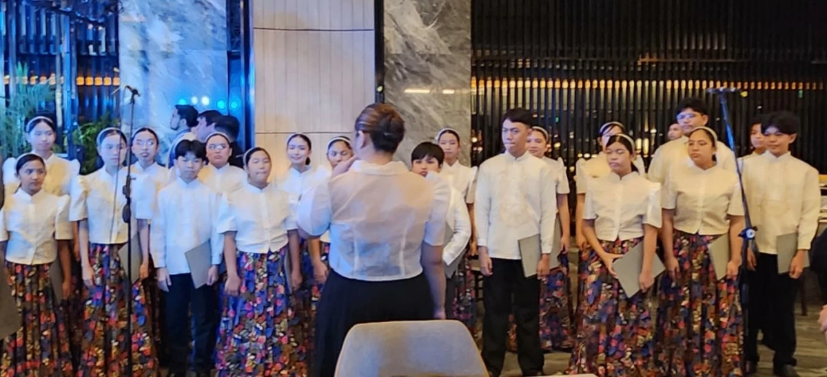 The talented members of the University of the Philippines’ Cherubim and Seraphim Choir in their rendition of the national anthems of the Philippines and Ukraine