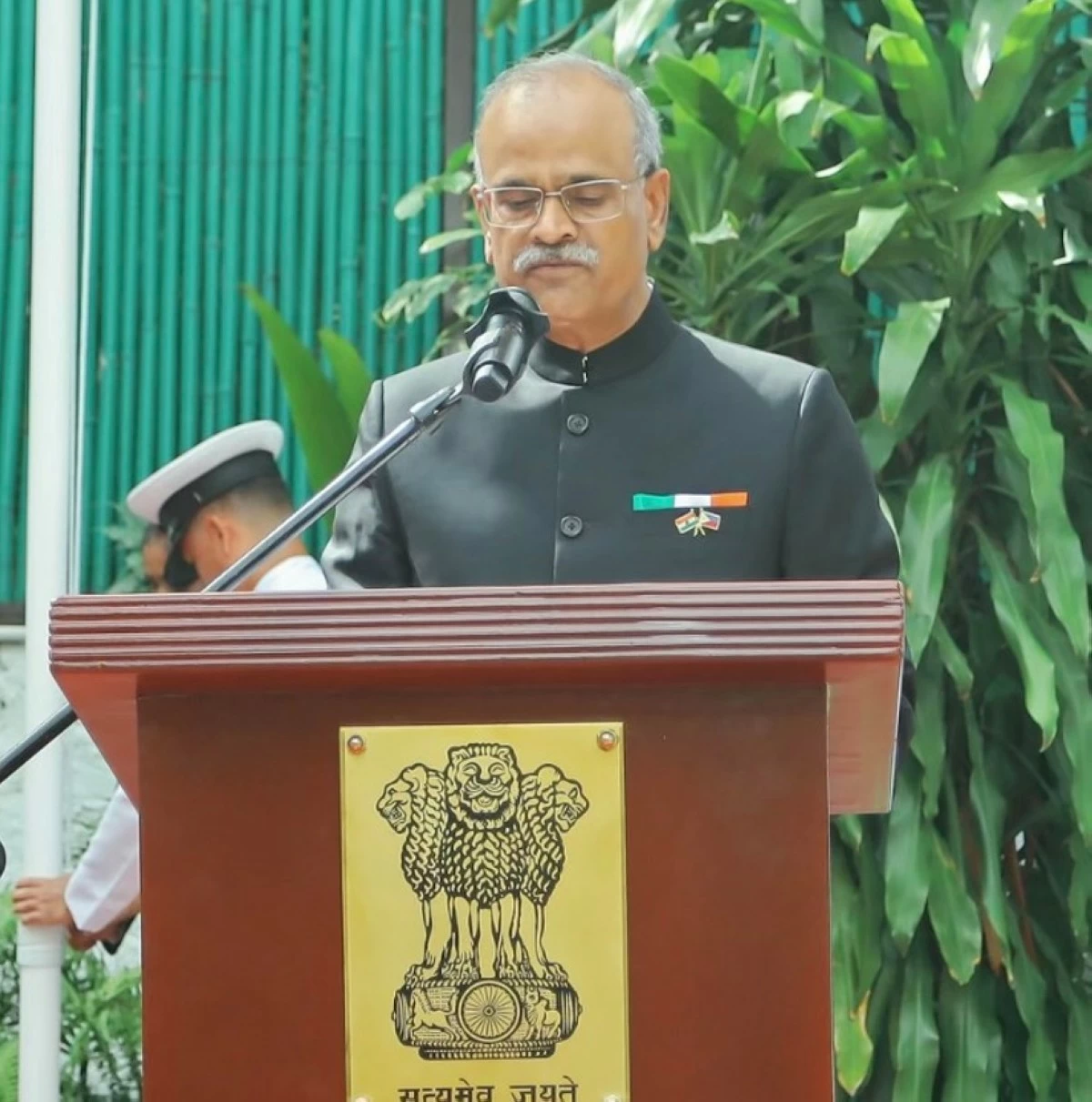 Ambassador Jain delivers his welcome remarks and reads the address to the nation by the Honorable President Smt. Droupadi Murmu of India.