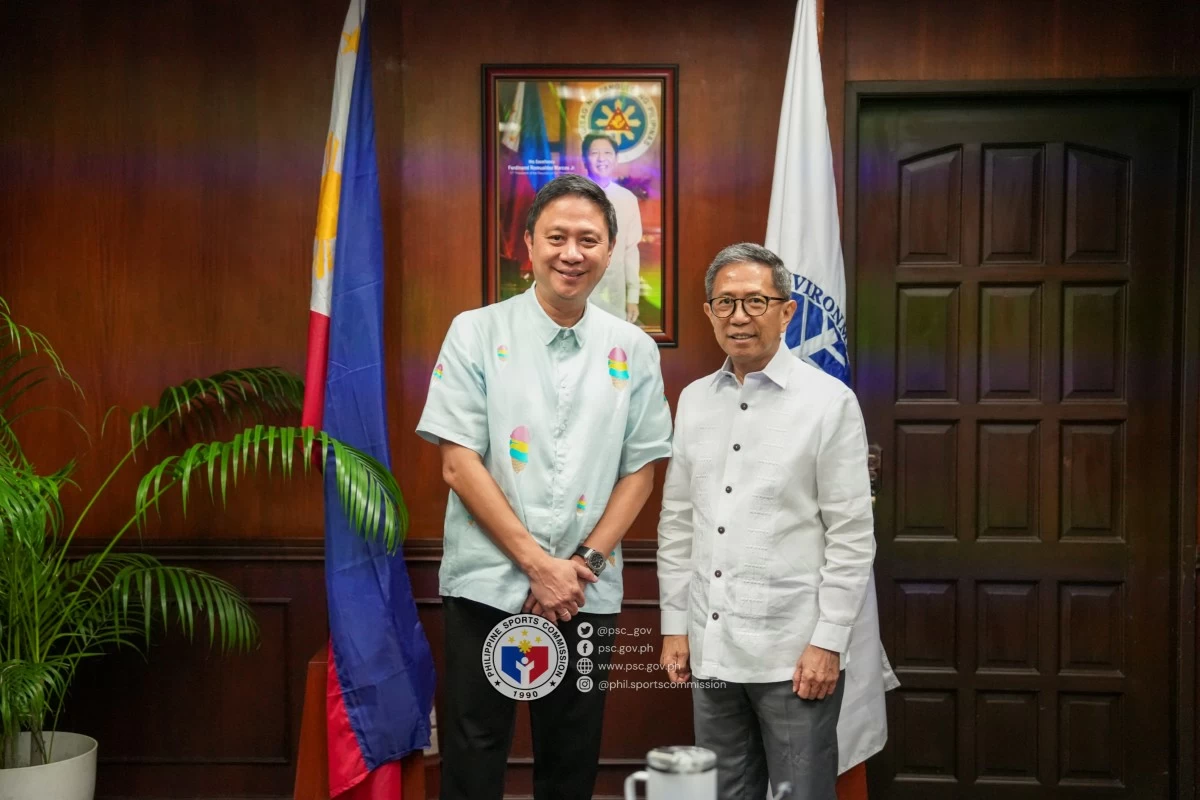 PSC Chairman Pato Gregorio (left) and DENR Secretary Raphael Lotilla will design a plan to transform the Ninoy Aquino Parks and Wildlife Center in Quezon City into a vibrant and multi-purpose space for sports activities, recreation and physical fitness. (PSC)