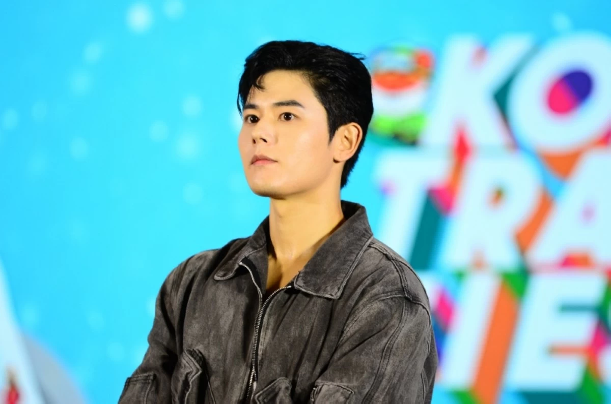 Kim Dongjun (Jonathan Hicap)