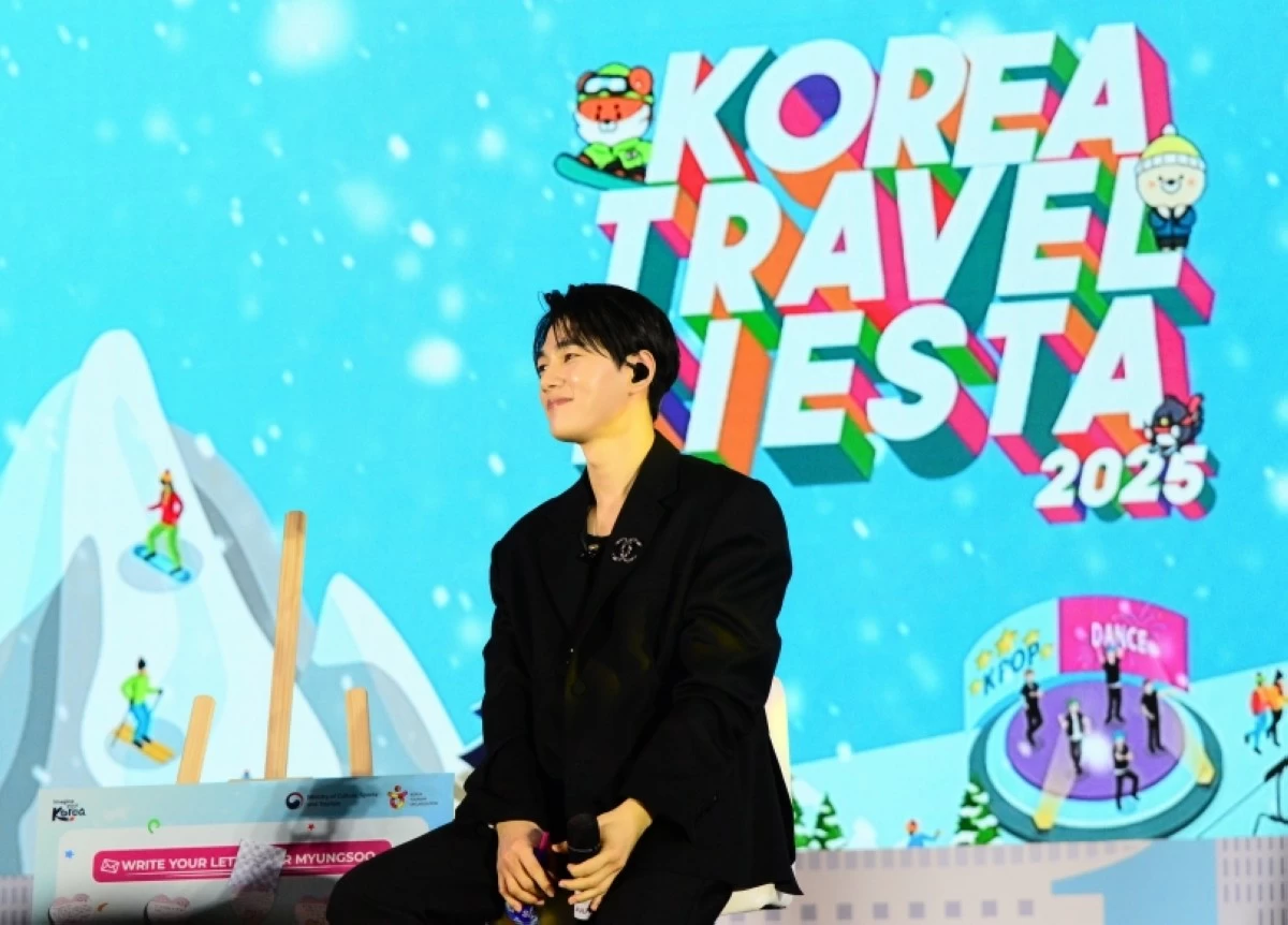 Korean star Kim Myung-soo (Jonathan Hicap)