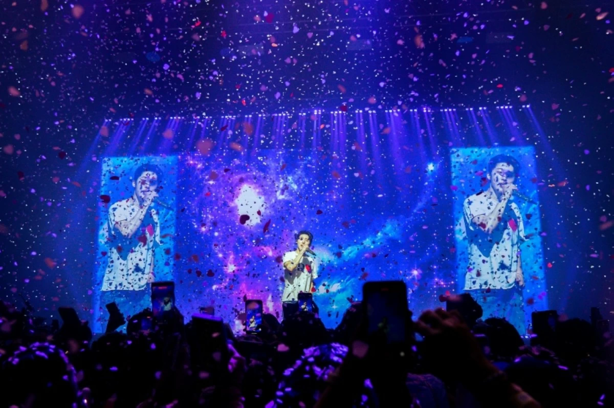 B.I performing at his “The Last Parade Tour in Manila” on Aug. 30 at the SM North EDSA Skydome (Photo courtesy of Diadema Paiso)