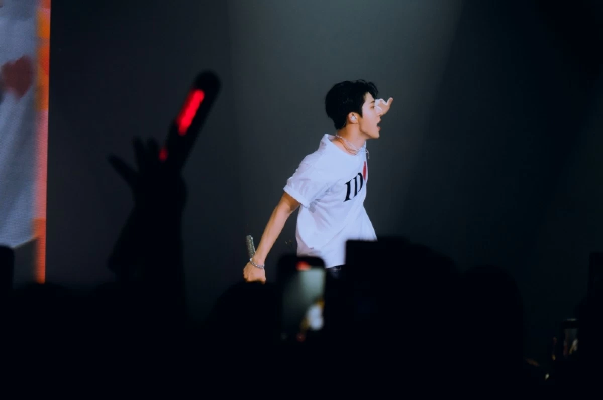 B.I performing at his “The Last Parade Tour in Manila” on Aug. 30 at the SM North EDSA Skydome (Photo courtesy of Diadema Paiso)