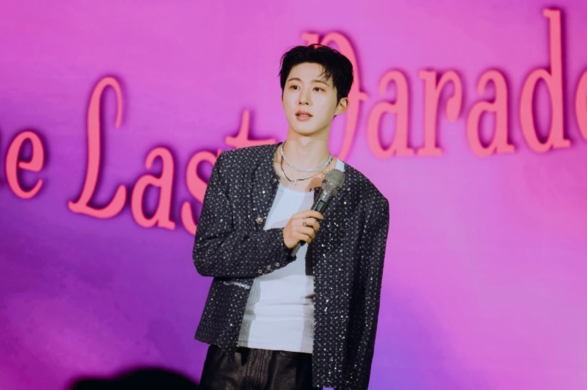 B.I performing at his “The Last Parade Tour in Manila” on Aug. 30 at the SM North EDSA Skydome (Photo courtesy of Diadema Paiso)