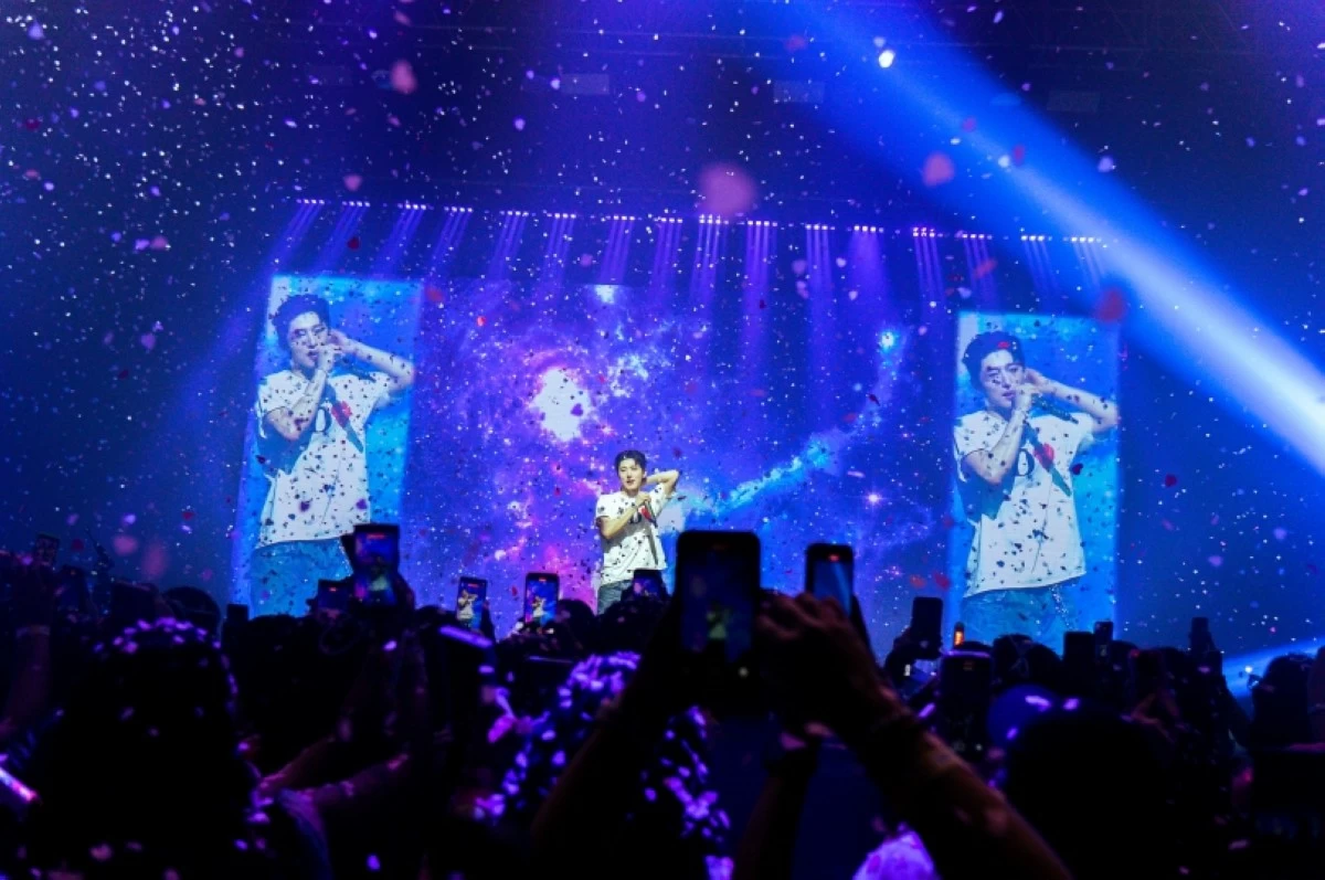B.I performing at his “The Last Parade Tour in Manila” on Aug. 30 at the SM North EDSA Skydome (Photo courtesy of Diadema Paiso)