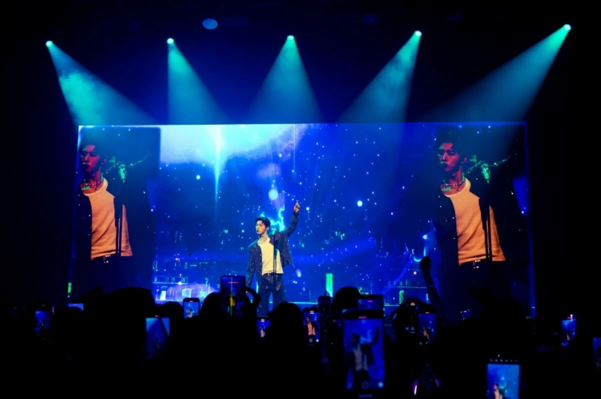 B.I performing at his “The Last Parade Tour in Manila” on Aug. 30 at the SM North EDSA Skydome (Photo courtesy of Diadema Paiso)