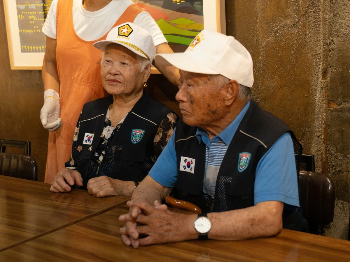 ELDERLY COUPLE Kim and Min