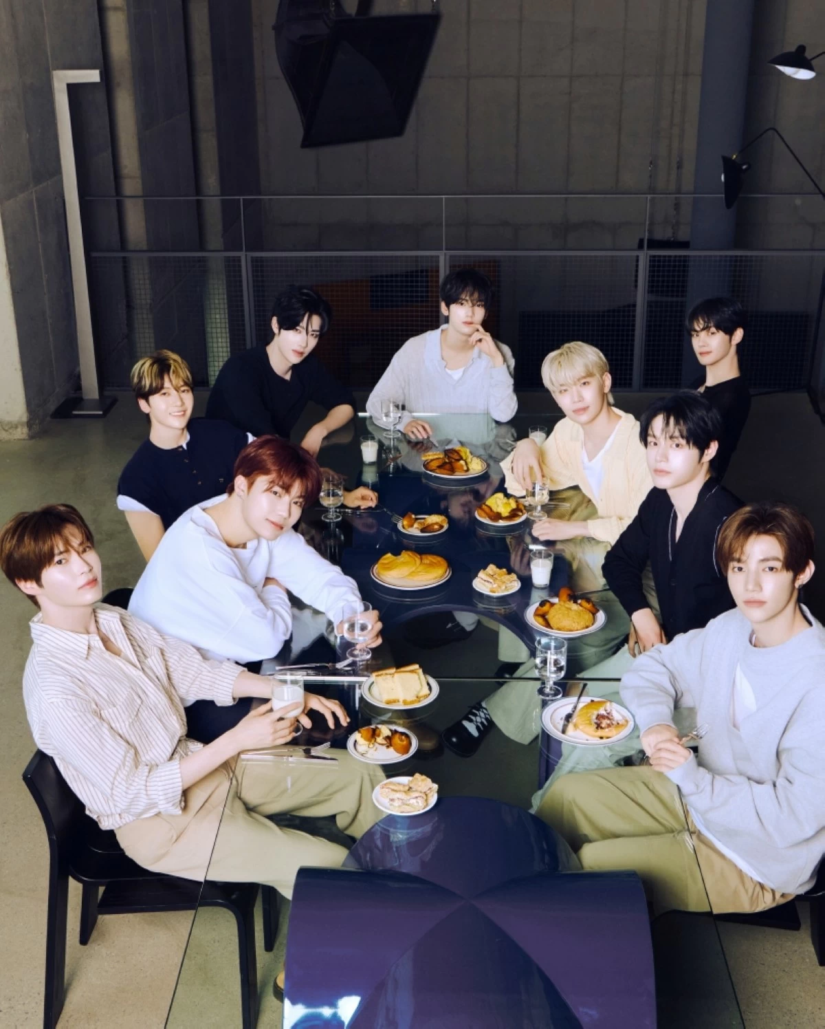 Zerobaseone (WakeOne)