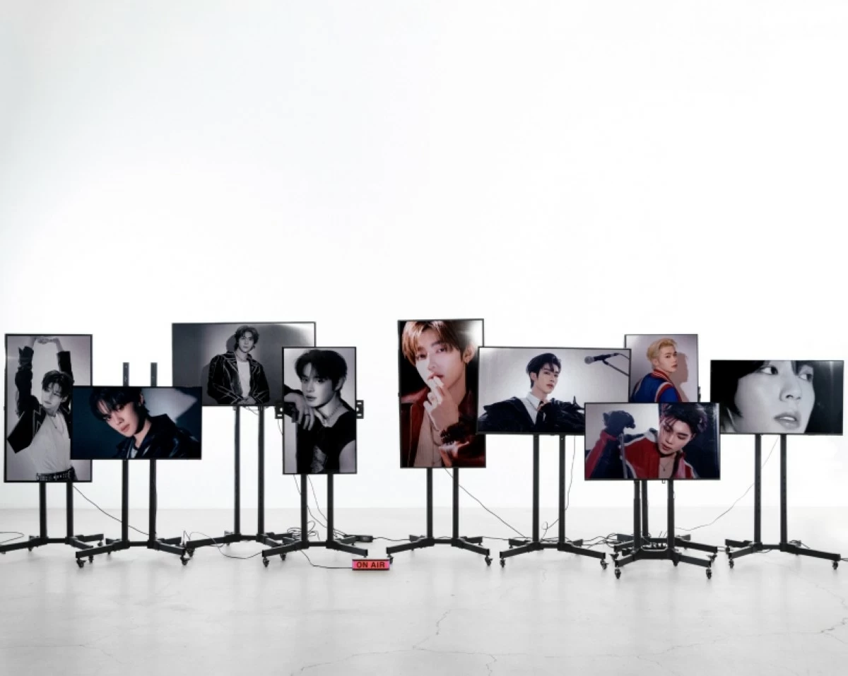 Zerobaseone (WakeOne)