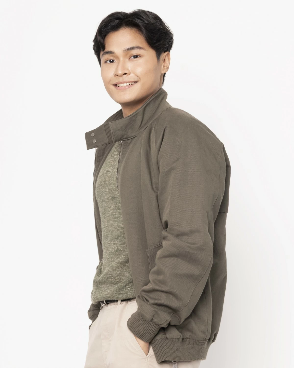 Newcomer Esteban Mara is the stylish and calm Shawn 