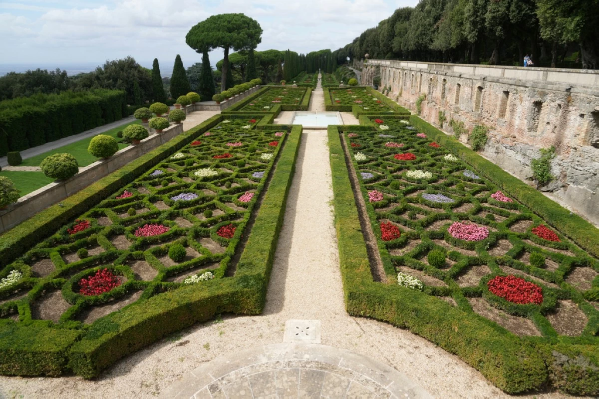 A view of the gardens inside the Vatican estate in Castel Gandolfo, near Rome, Tuesday, Sept. 2, 2025. (AP Photo/Domenico Stinellis)