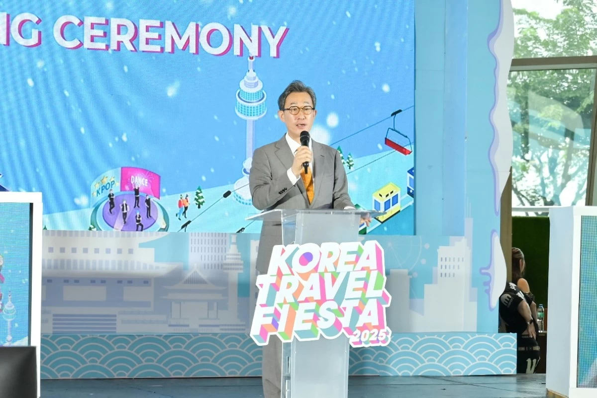 Korea Tourism Organization Acting Executive Vice President of the Tourism Content Strategy Division, Mr. Kim Nam Chun delivers his opening remarks
