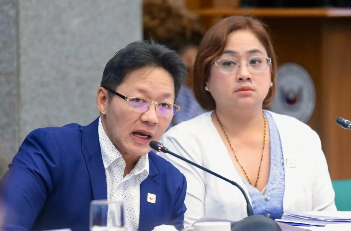 Curlee Discaya (left), Sarah Discaya (Senate Facebook)