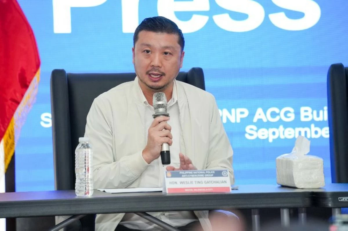 Valenzuela City Mayor Weslie 