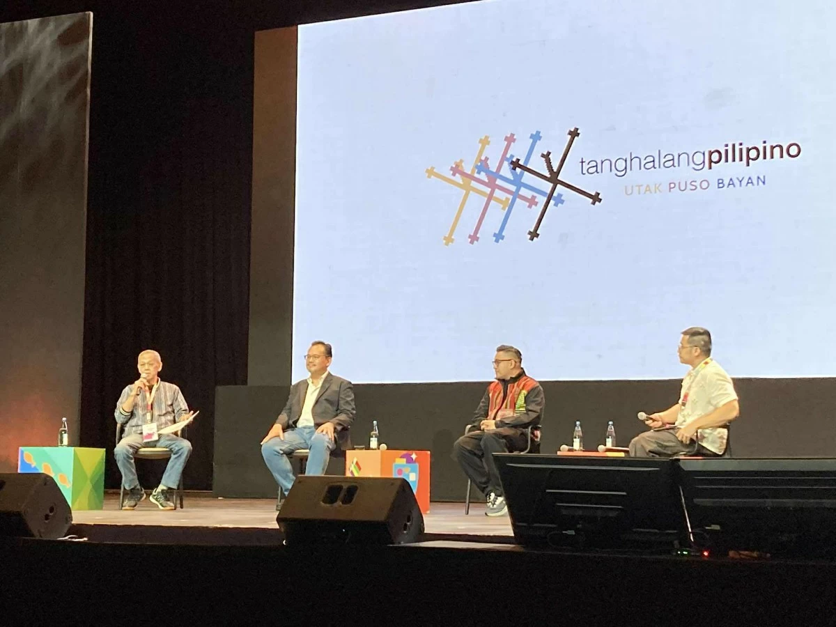 THEATER STALWARTS From left: Philippine Educational Theater Association president Melvin Lee, Repertory Philippines artistic director Jeremy Domingo, Full House Theater Company Dexter Santos, and Barefoot Theatre Collaborative president Pat Valera
