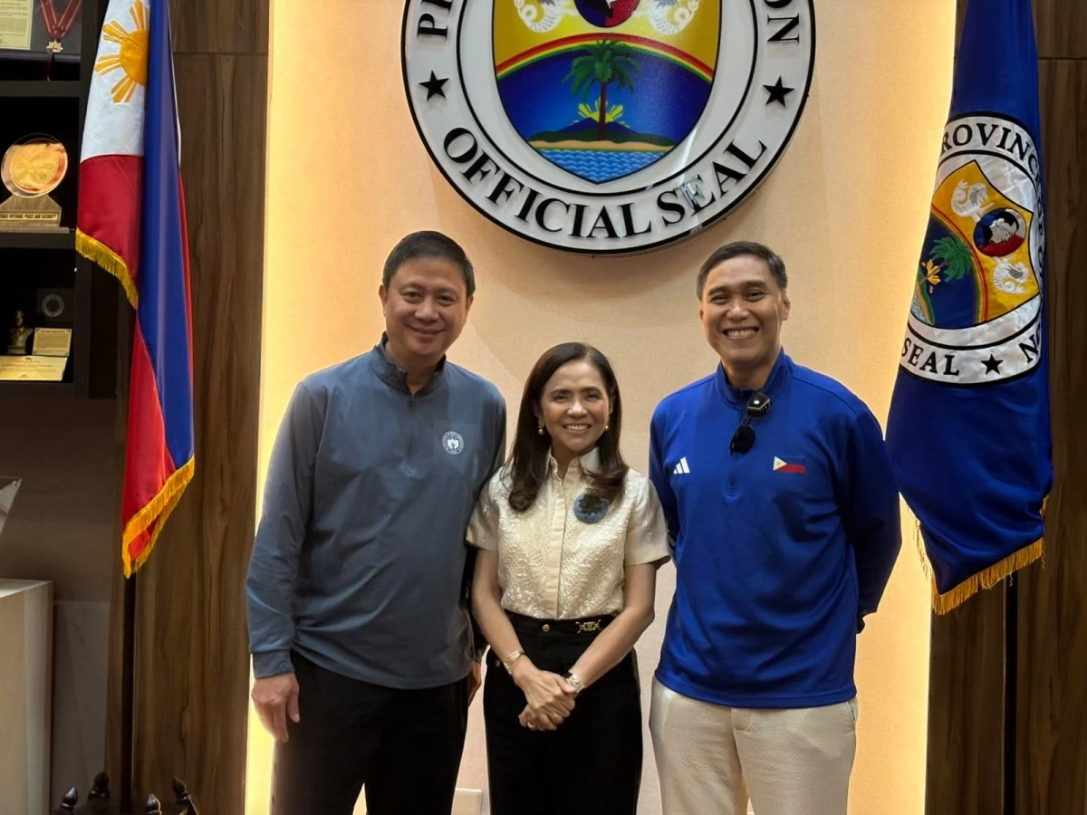 PSC Chairman Pato Gregorio, from left, Quezon Province Gov. Helen Tan, and Atty. Donn Kapunan (PSC)