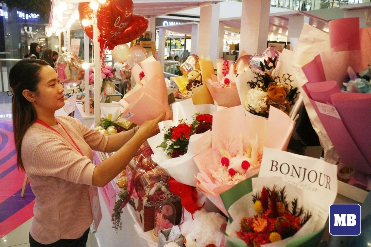 The post-pandemic era demands adaptability, and businesses that embrace change are the ones that will succeed. As shared by leaders from IE University and South Summit, fostering continuous innovation, leveraging new technologies like AI, and encouraging decentralized decision-making are key. 