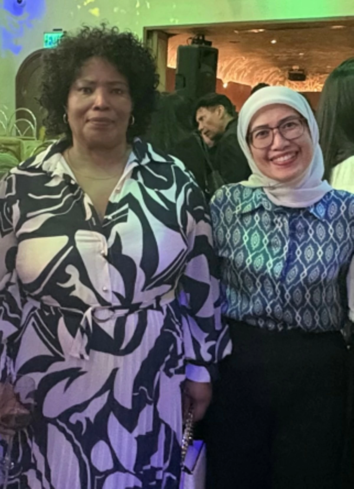 Ambassador Bartinah Ntombizodwa Radebe-Netshitenzhe of South Africa Embassy with Ambassador Megawati Manan of Brunei Embassy

