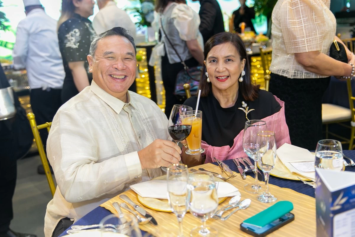 Vic and Rhina Batungbakal