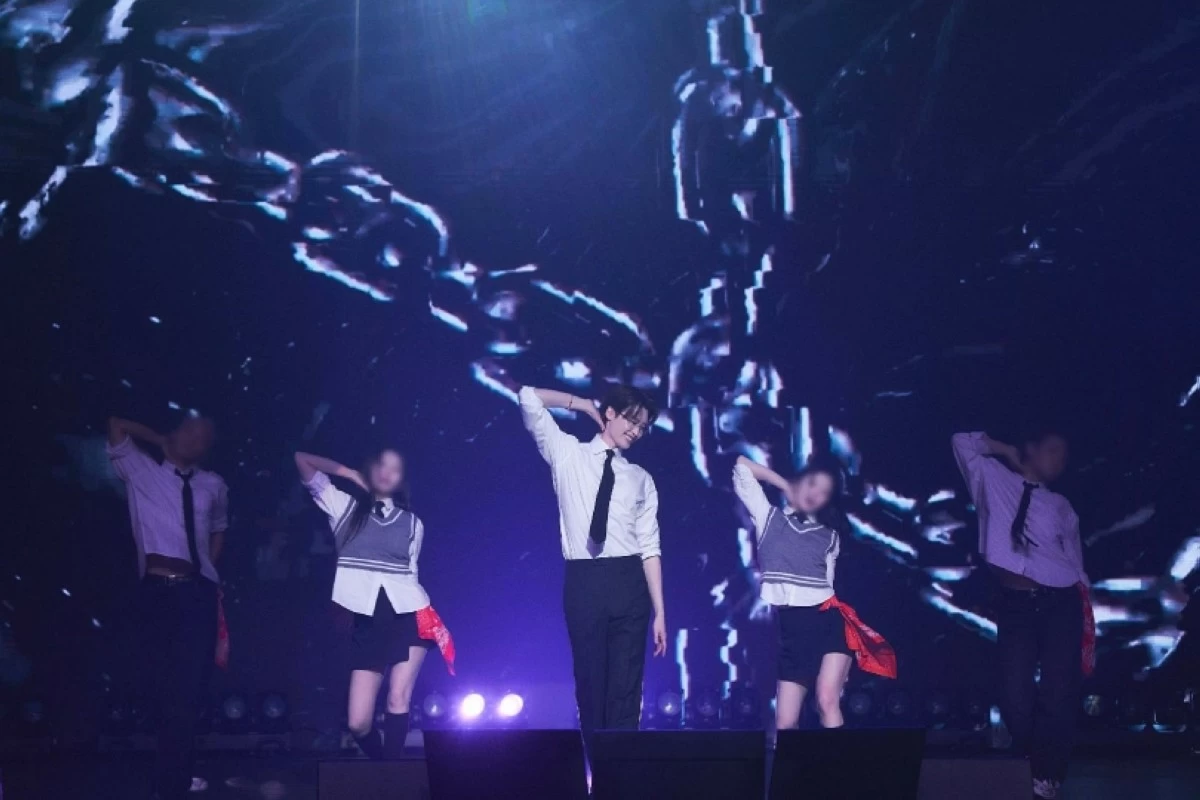 Lee Jong-suk holding his fan meeting in Seoul (Ace Factory) 