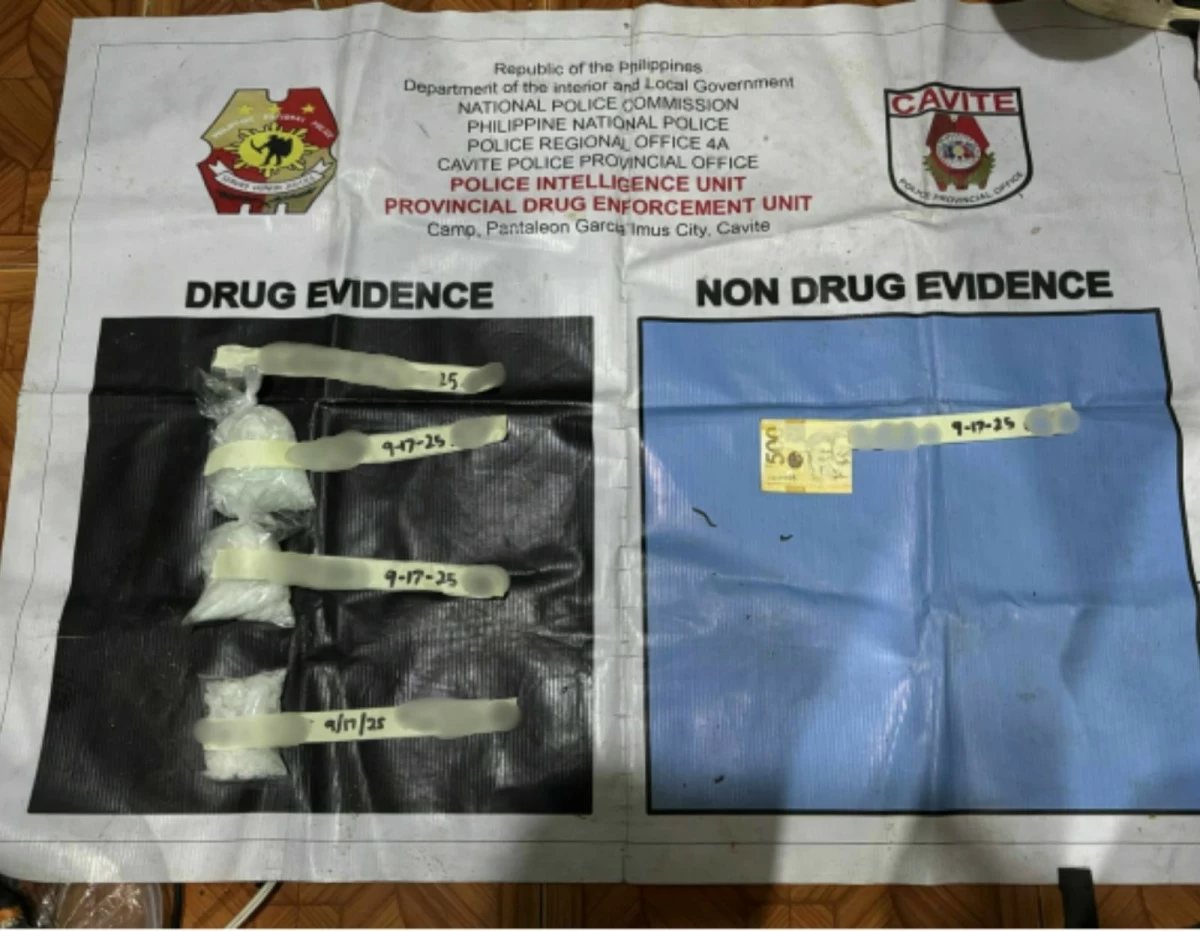 Pieces of evidence seized during a drug buy-bust operation in Dasmariñas City on Sept. 17 (Image from Cavite PPO/MANILA BULLETIN)