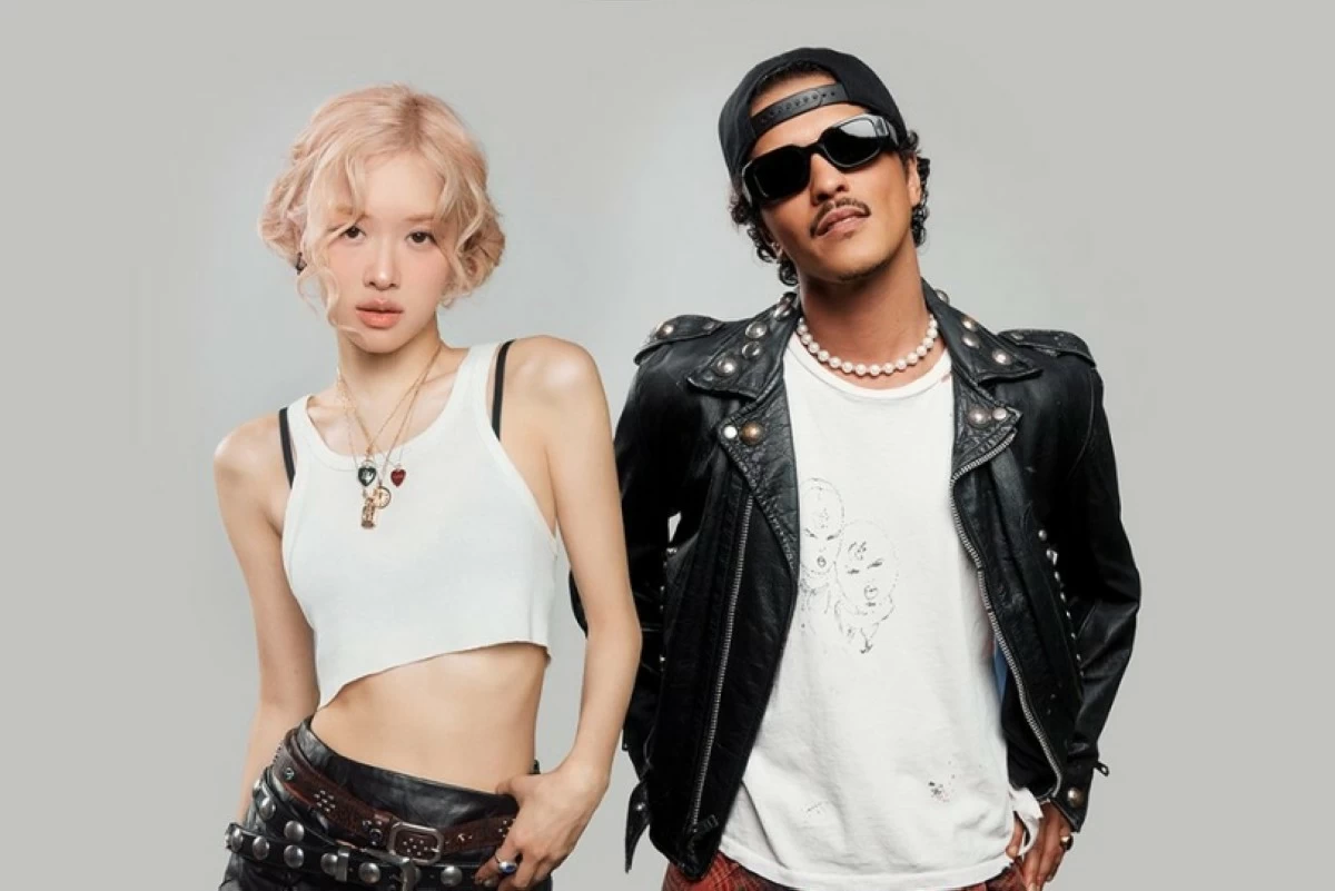 Rosé and Bruno Mars (X/The Black Label) 