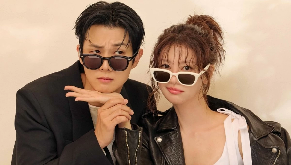 Choi Woo-shik (left) and Jung So-min in “Would You Marry Me?” (SBS)